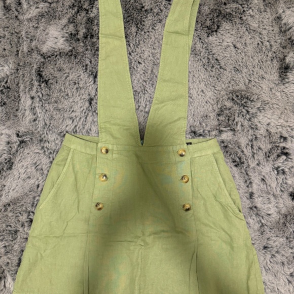 Linen Short Jumpsuit - Picture 10 of 10